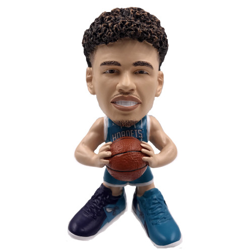 LeMelo Ball (Charlotte Hornets) NBA Showstomperz 5" Bobblehead by FOCO