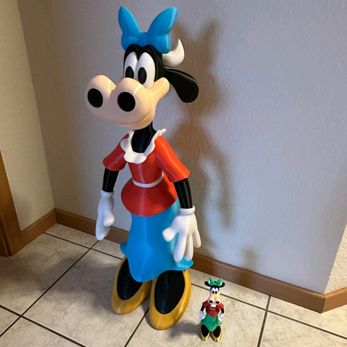2ft 8in 32" Clarabelle disney cow MASSIVE will be in 2 pieces due to shipping must glue changes to clothing