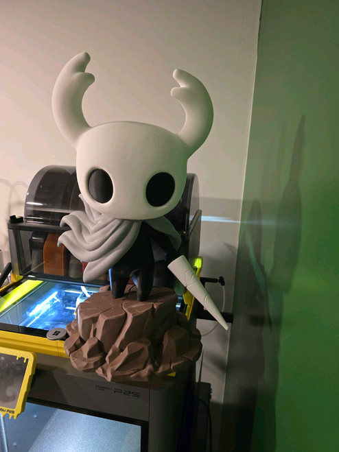 1ft 4in 16" Hollow knight MASSIVE