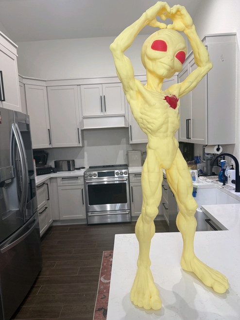 3ft 4in 40" Valentines Day Alien in Love you have to glue Together 