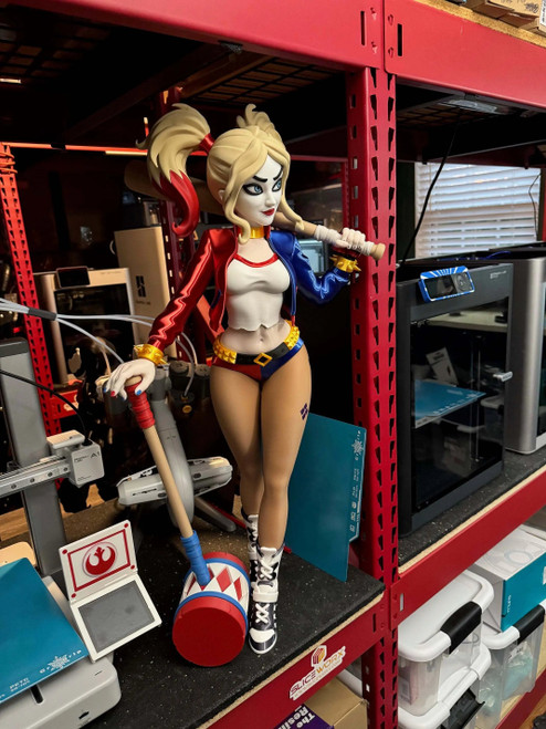 24" Harley Quinn Bat and Mallet Prop 269.99 3dCurioPrints 3dcurioprints.com 444420826072_FADE