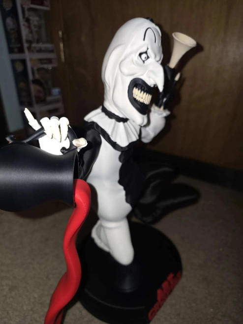 14" terrifier art the clown 200% Horror Clown Bust Statue – 1:1 Collector Display 200%