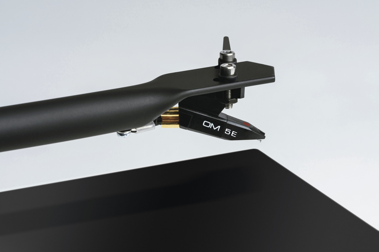 Pro-Ject T1 Phono SB Turntable Inc. Ortofon OM5e Cartridge