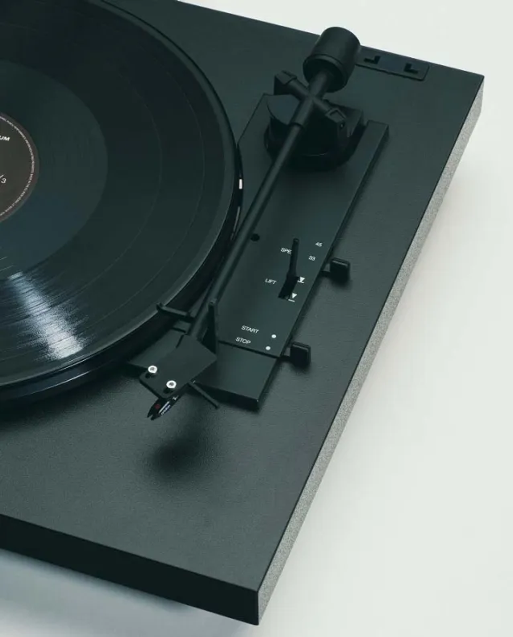 Pro-Ject A1 Automatic Turntable Inc. Ortofon OM10 Cartridge