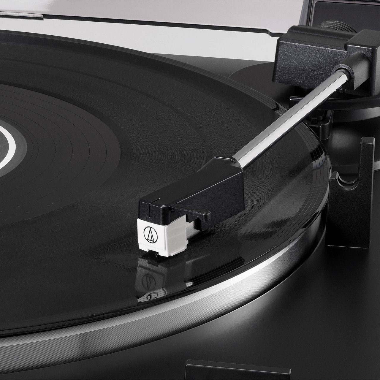 Audio-Technica LP60X Fully Automatic Belt-Drive Turntable