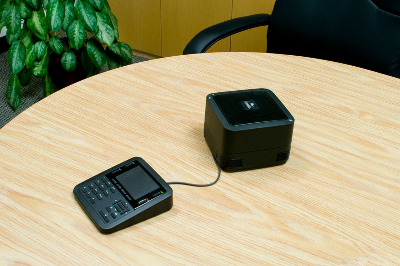 Revolabs FLX UC 1000 VOIP & USB Conference Phone