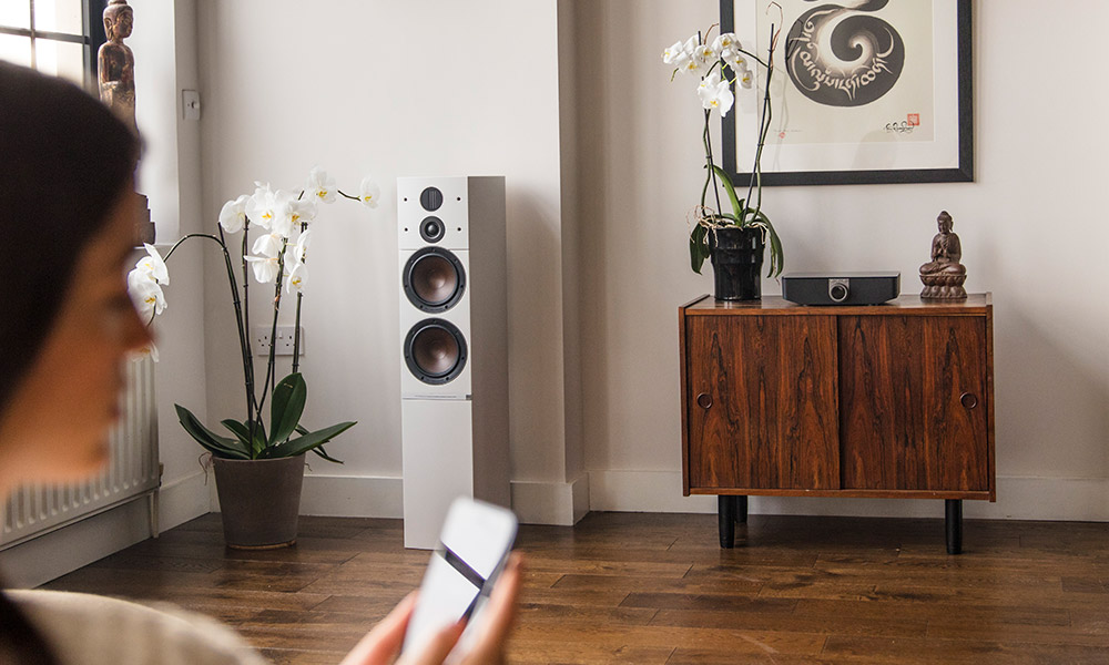 Add high-resolution music streaming to your DALI SOUND HUB