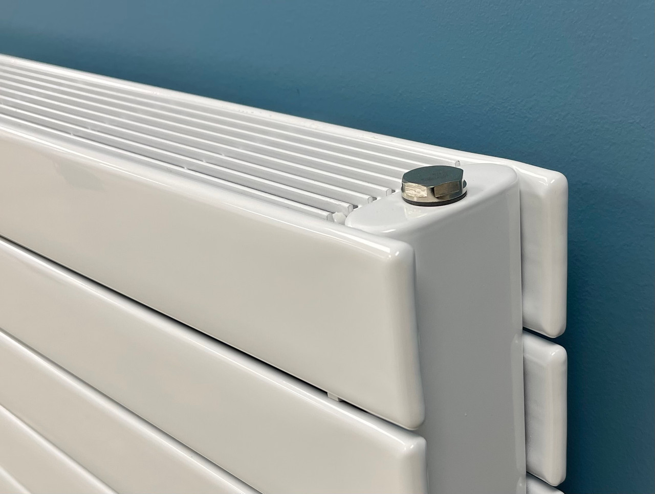 Pensotti Horizontal Flat Tube Radiator Close