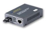 CTS Fast Ethernet WDM Converter. RX: 1310nm - TX: 1550nm. 10/100Base-TX RJ45 to 100Base-FX SC Single-Mode. 20km.