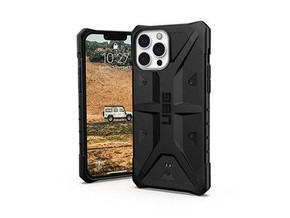 UAG Pathfinder - iPhone 13 Pro - Black