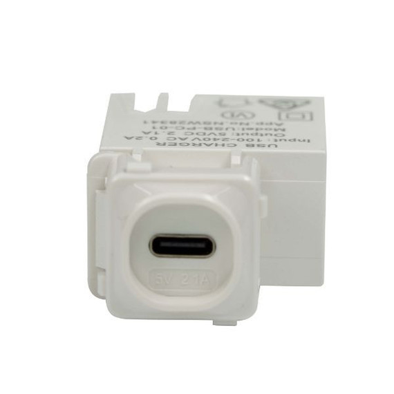 DYNAMIX USB-C 2.1A Keystone Charging Mech. Input: 100-240V 50Hz. Output: 5VDC 2.1A Includes Clipsal Adaptor