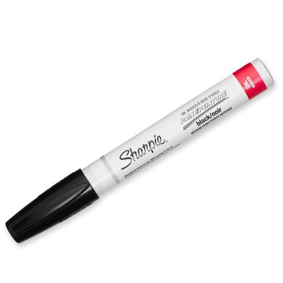 SHARPIE Single Paint Oil Based Medium Point Black Colour Marker Pen. Marks on Virtually any Surface Including Metal, Pottery, Wood, Rubber, Glass, Plastic & Stone. Quick Drying. Water Resist