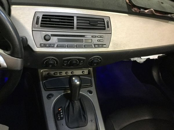 BMW Z4 (E85, E86) 2003-2008 Din Only Fitting Kit - Black (Product Code: FKBZ4E85E86)