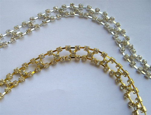 Three Row Alt Crystal Chain 15mm gold silver