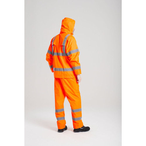 Portwest Hi-Vis Rain Pants Class E H441 worn on the job