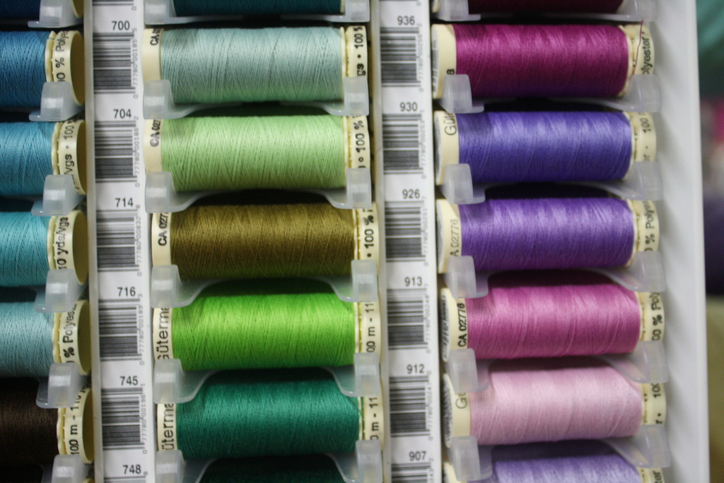 Light Purple #926 Polyester Thread - 100m
