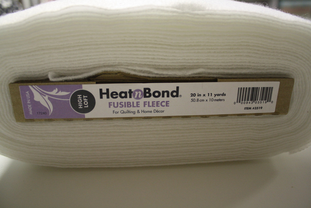 Heat & Bond Fusible Fleece - FULL BOLT (bolt.HB3519)
