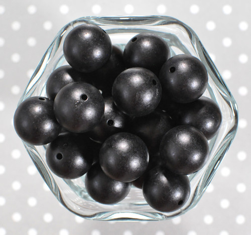 20mm Black matte pearl bubblegum beads