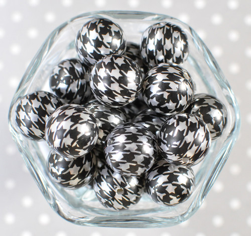 20mm Black houndstooth bubblegum beads