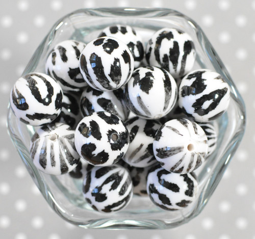 20mm Snow Leopard printed bubblegum beads