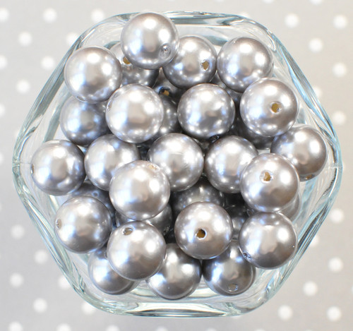 16mm Grey pearl bubblegum beads