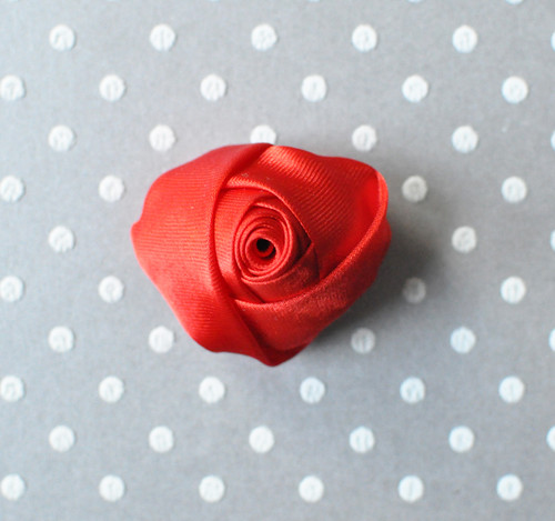 1.5" Red - Pointed rosette satin flower