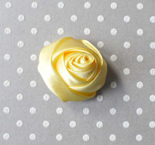 1.5" Lemon yellow - Pointed rosette satin flower