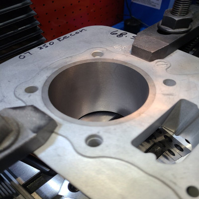 Honda TRX250X Cylinder Boring