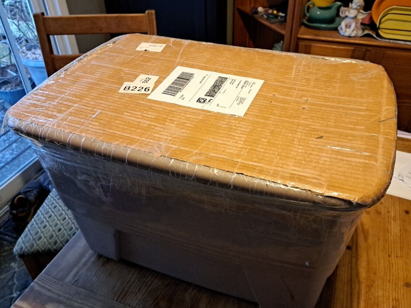 engine-shipping-tote.jpg
