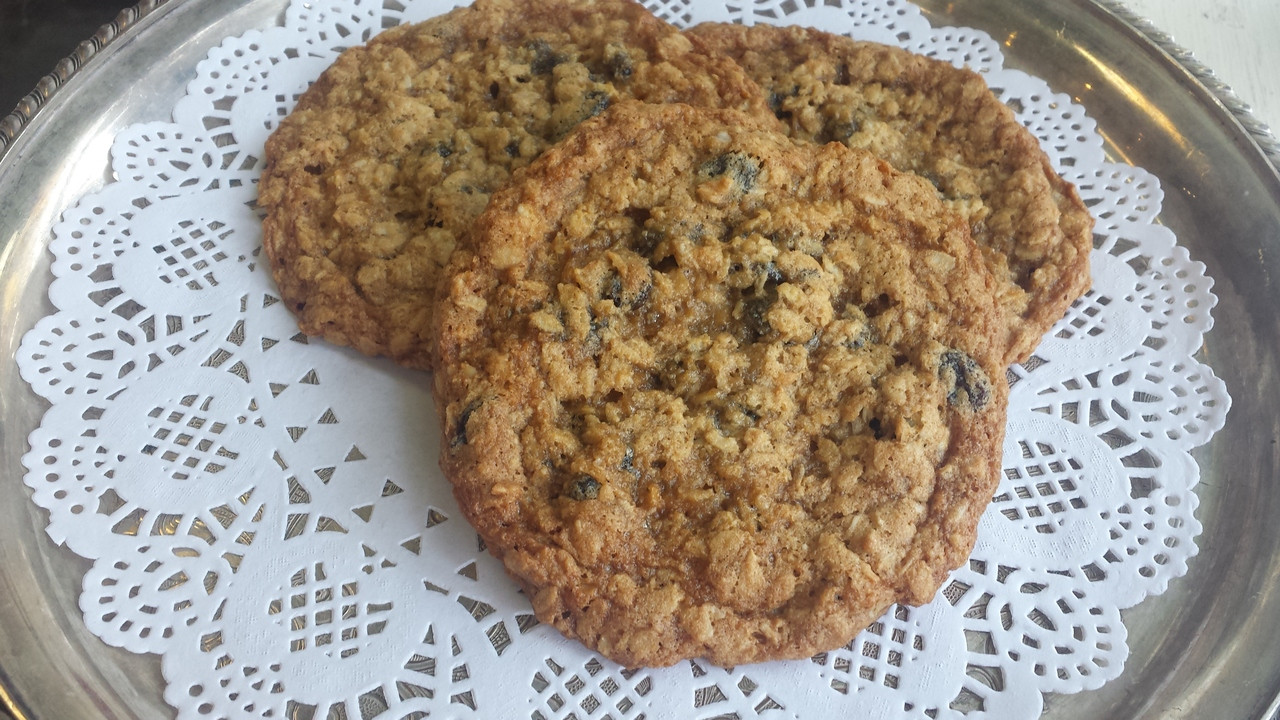 Gluten Free Oatmeal Raisin Cookies Maggie & Molly's Bakery