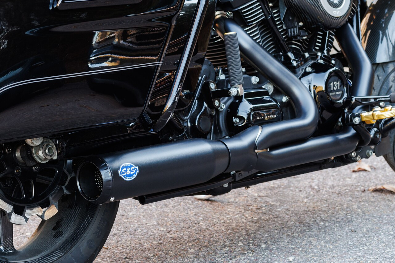 S&S Qualifier 2-1・フルエキゾーストマフラー M8 Qualifier 2-1 50 State Exhaust System for M8 Touring Models - Black