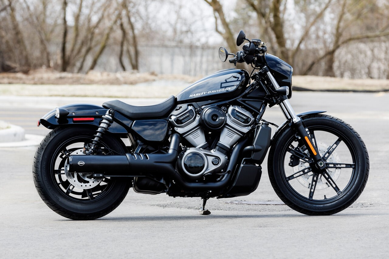ECE Grand National 4.5" black slip-on muffler for 2022 Nightster