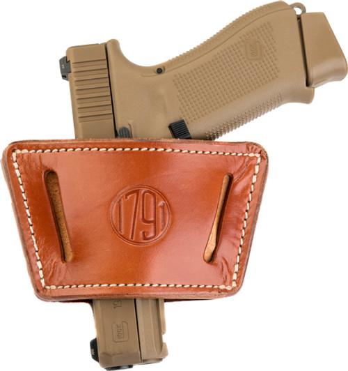 Discover the 1791 Gunleather UIW MAX Leather IWB/OWB Holster in Classic Brown. This ambidextrous, premium full-grain leather holster offers versatility, comfort, and a secure fit for your firearm. Perfect for both concealment and open carry.