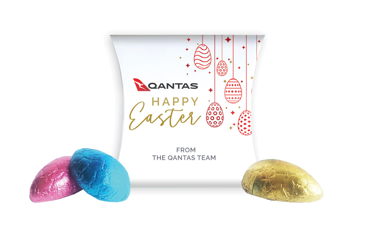 Hanging Eggs Easter Pillow Box