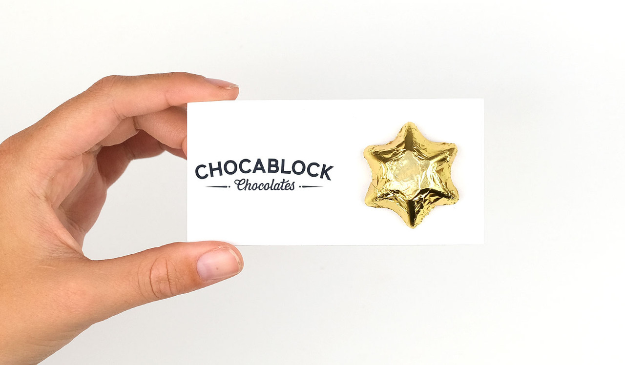 Model holding star card for sizing purposes
