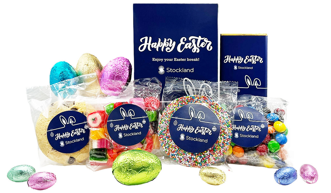 Personalised 14-Piece Easter Gift Box