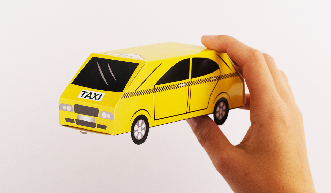 Model holding Branded Car Motor Vehicle Box 17cm