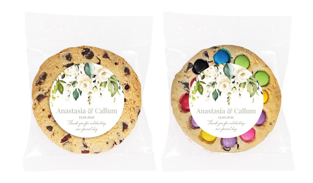 White Roses Hanging Personalised Wedding Cookie
