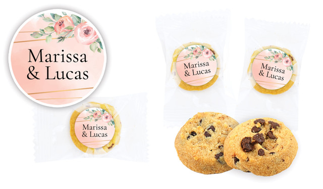 Gold Rings On Peach Wedding Bite-Size Cookie 5g