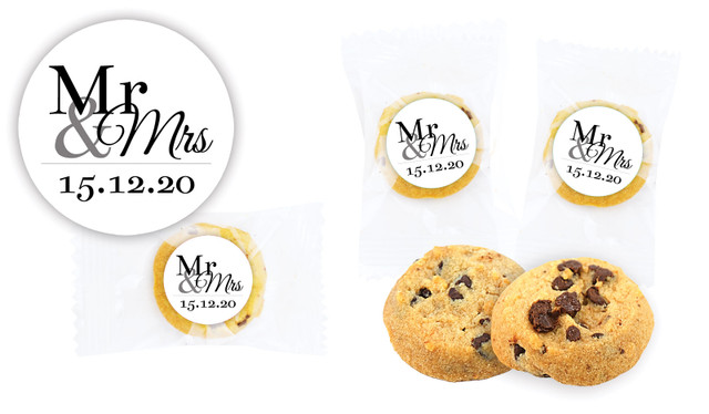 Mr & Mrs Announcement White Wedding Bite-Size Cookie 5g