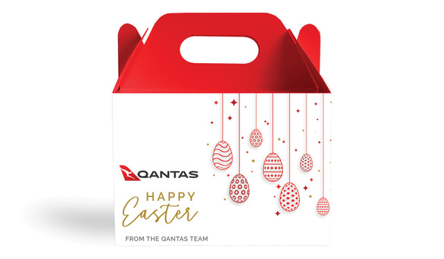 Hanging Eggs Personalised Gable Favour Box