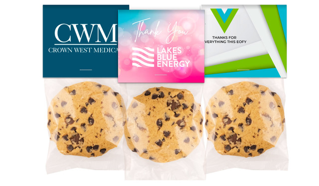 Large 7cm Choc-Chip Cookie WIth Custom Topper