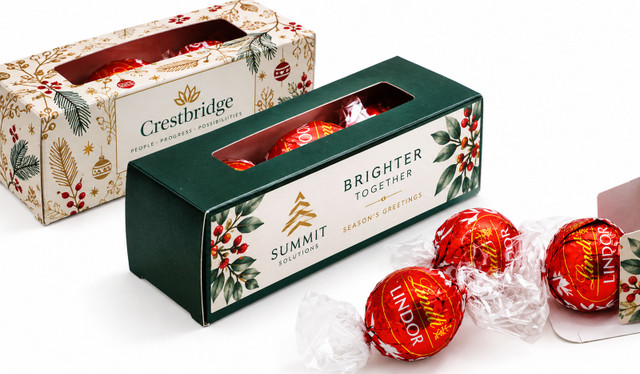 Branded Christmas Display Box With Lindt Lindor Balls 