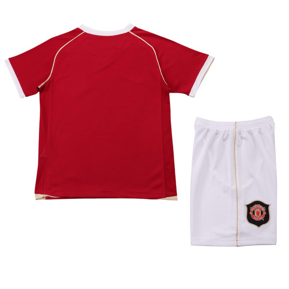Manchester United 06/07 Kid's Home Retro Mini-Kit