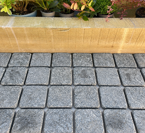Granite Setts Sawn And Tumbled Impala Black 100 x 100mm (m2)