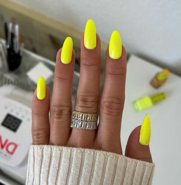 DV120 Mellow Gemini - DND Gel Polish Duo *DIVA* Collections DND Gel Polish Duo *DIVA* Collections