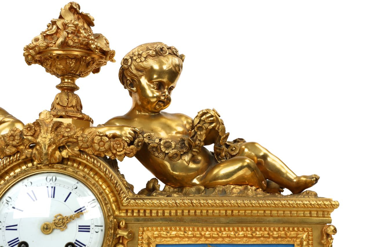 Antique French Gilt Bronze Mantel Clock