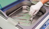 Why Your Laboratory Needs an Ultrasonic Cleaner