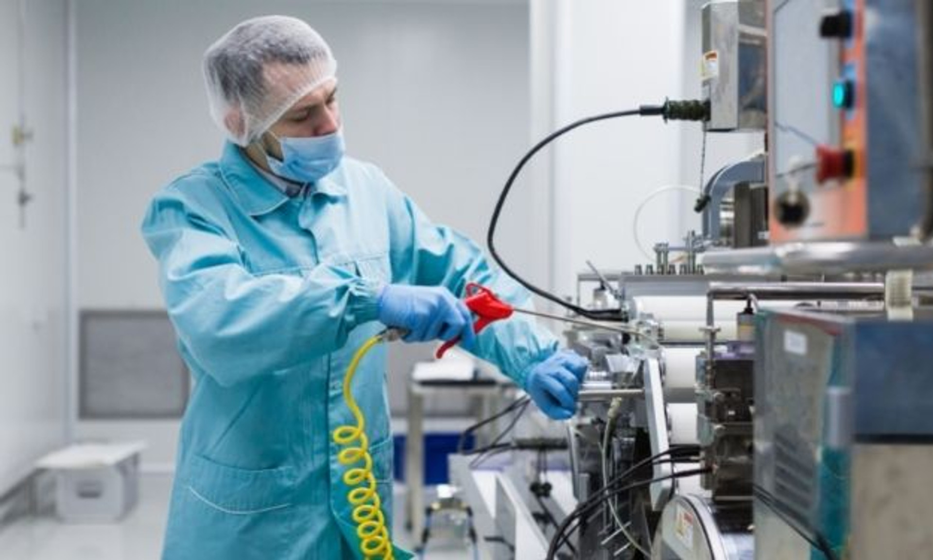 How To Choose the Right Lab Equipment Repair Technician USA Lab