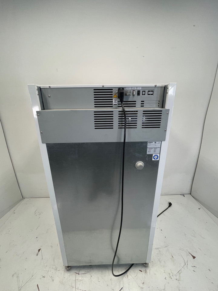 Hettich HettCube 400 Incubator